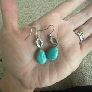 Women’s earrings